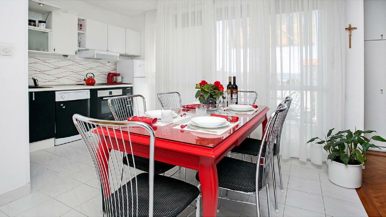 Apartment Milana - Cozy Stay With Free Parking Σπλιτ Εξωτερικό φωτογραφία