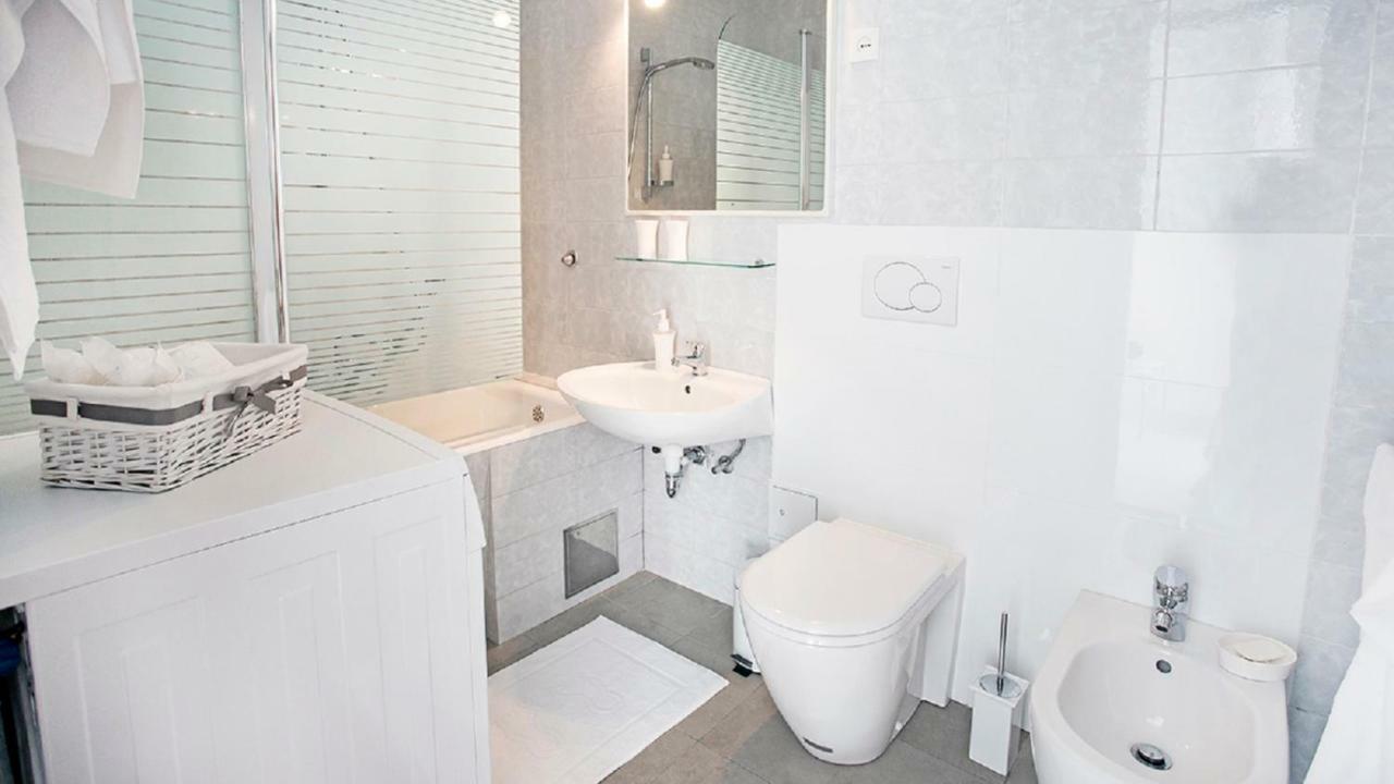 Apartment Milana - Cozy Stay With Free Parking Σπλιτ Εξωτερικό φωτογραφία