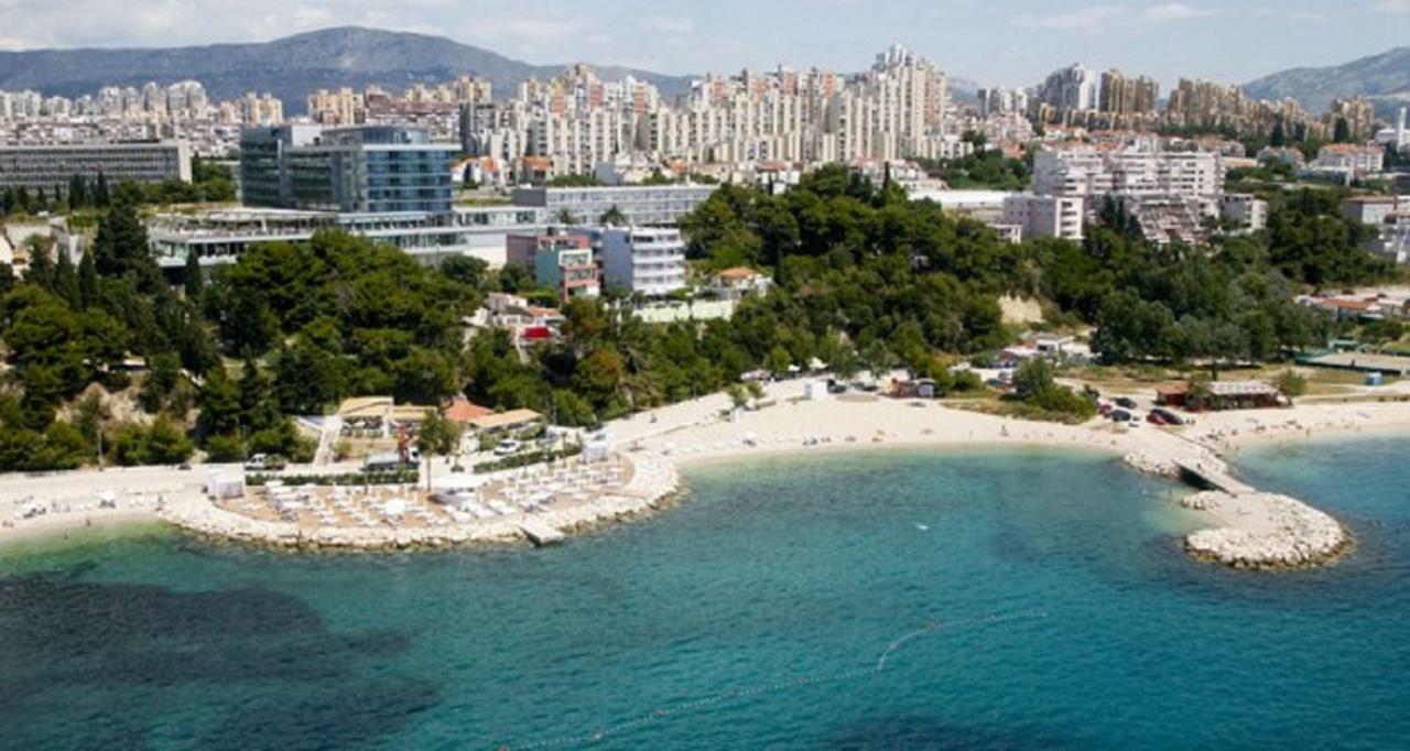 Apartment Milana - Cozy Stay With Free Parking Σπλιτ Εξωτερικό φωτογραφία