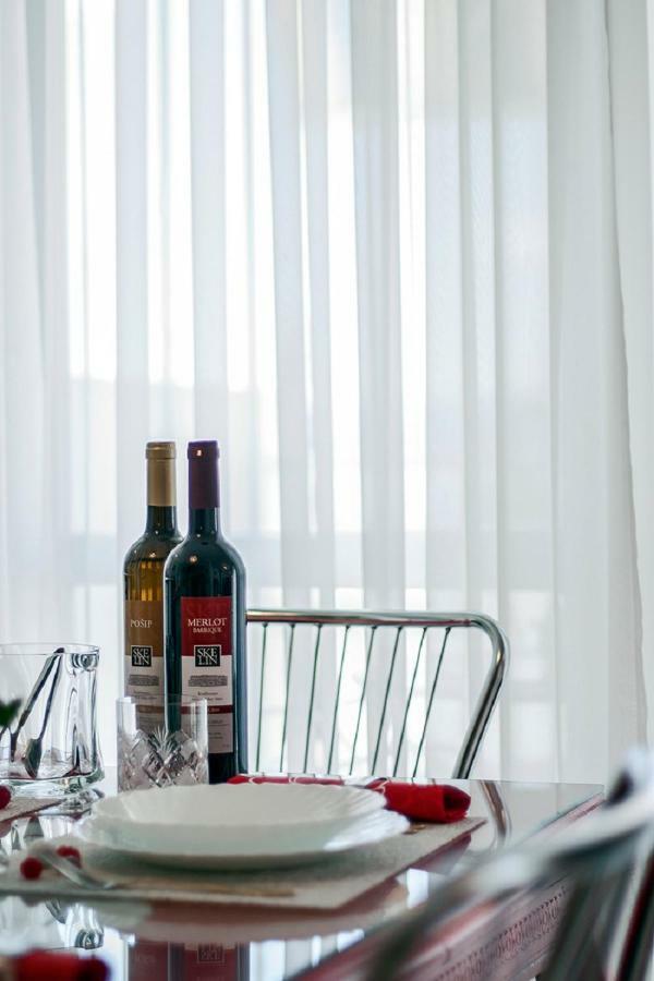 Apartment Milana - Cozy Stay With Free Parking Σπλιτ Εξωτερικό φωτογραφία