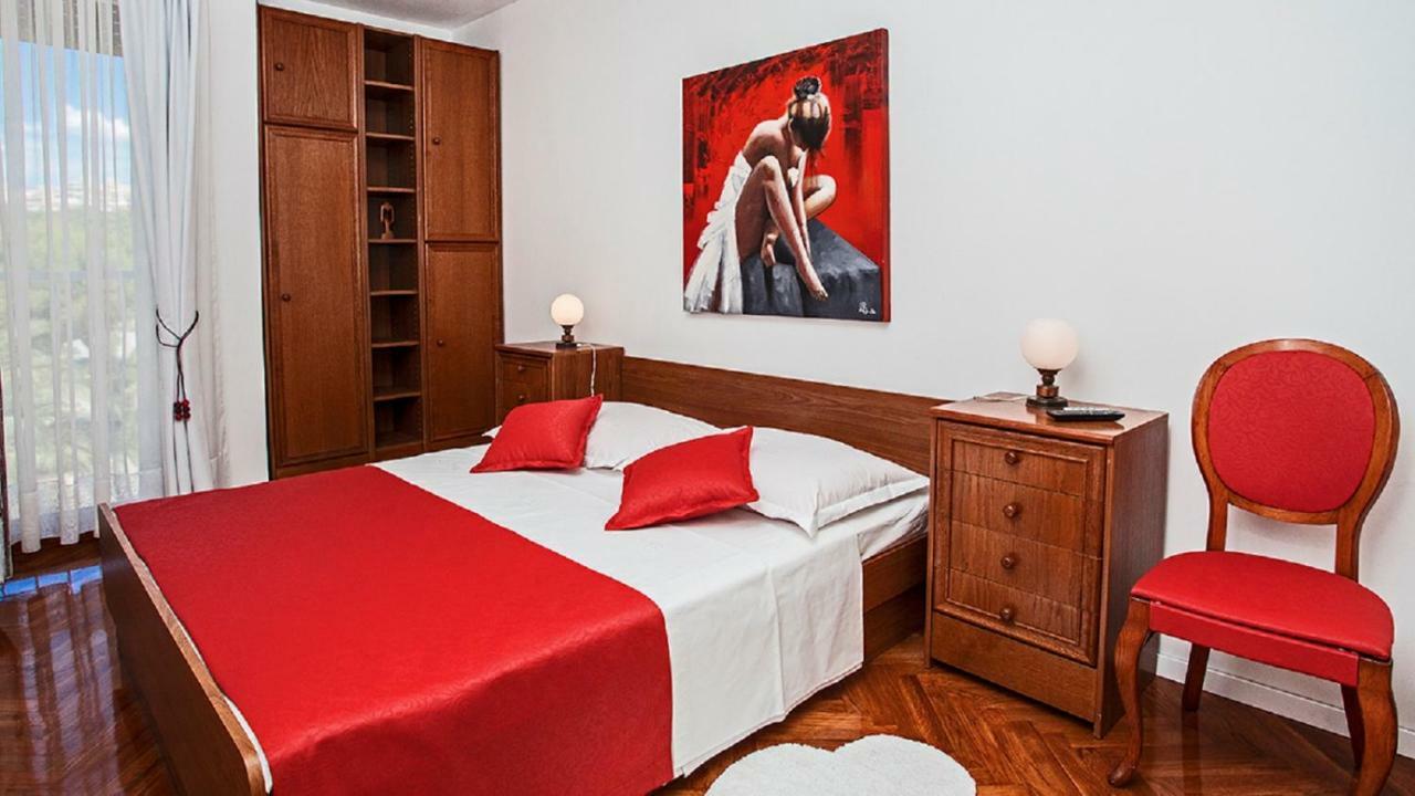 Apartment Milana - Cozy Stay With Free Parking Σπλιτ Εξωτερικό φωτογραφία
